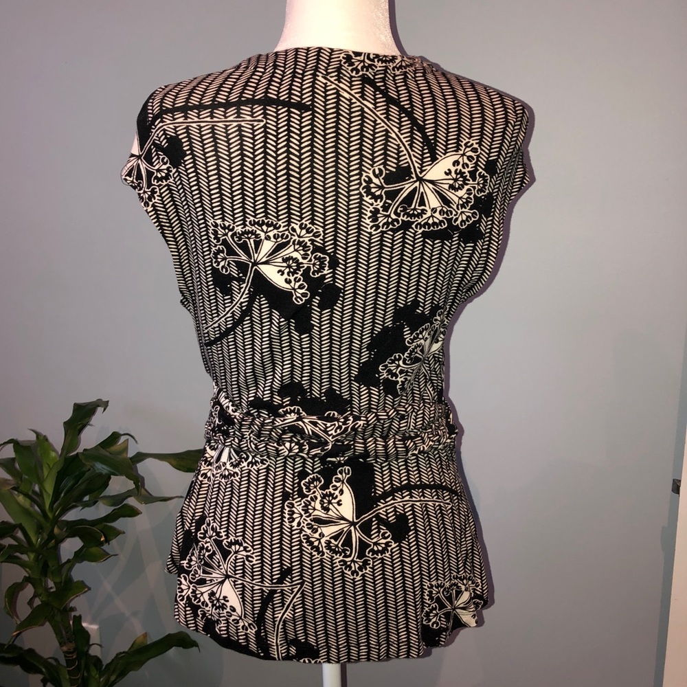 Anthropologie Top - Picture 2 of 7